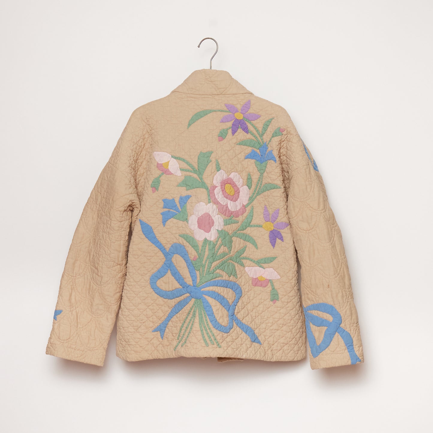"BEIGE FLORAL"